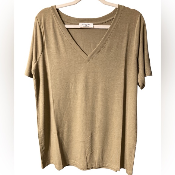 NEW Zenana Lt Olive Vneck Short Sleeve Tshirt Size 1X - Picture 2 of 5